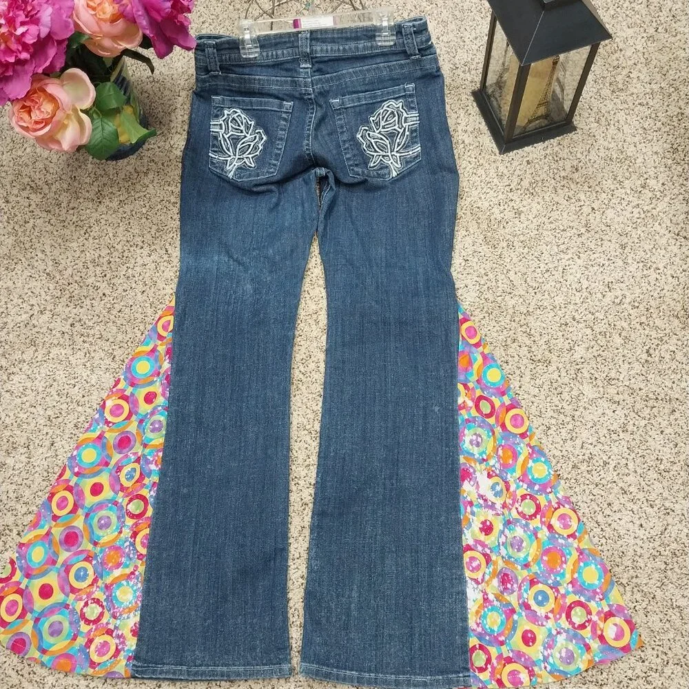 3323 Size 10m Lee Slender Secret Upcycled Bleached Bell-Bottoms. - Picture 5 of 7